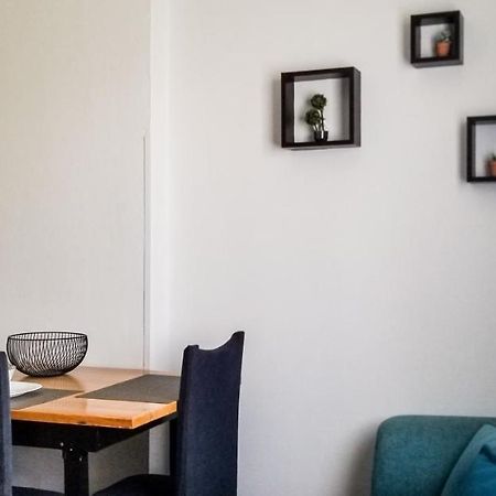 Spacious And Cozy Apartment - Ajia Apartment ティラナ エクステリア 写真