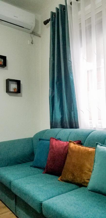 Spacious And Cozy Apartment - Ajia Apartment ティラナ エクステリア 写真