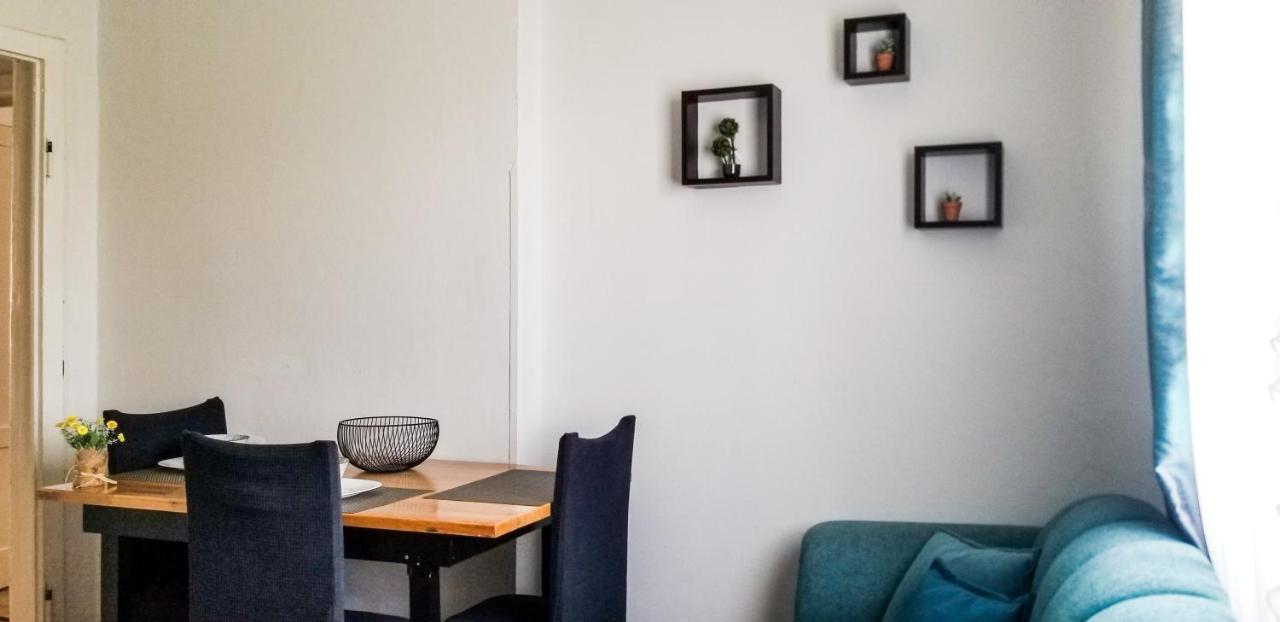 Spacious And Cozy Apartment - Ajia Apartment ティラナ エクステリア 写真